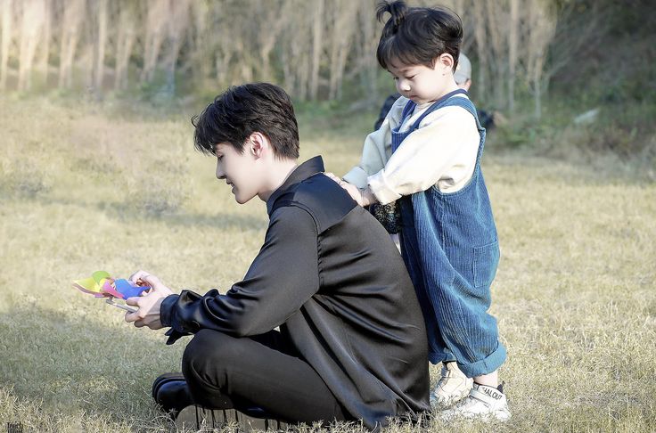 Kiểu bố n&agrave;y sẽ nu&ocirc;i dạy được những cậu con trai khi trưởng th&agrave;nh l&agrave; chỗ dựa vững chắc cho gia đ&igrave;nh m&igrave;nh- Ảnh 2.