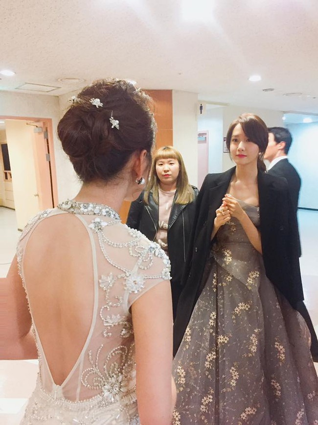 Đỉnh nhất trend 2016: Chi Pu ch&iacute;nh l&agrave; huyền thoại, được b&aacute;o H&agrave;n khen tận m&acirc;y xanh, lộng lẫy hơn minh tinh H&agrave;n Quốc- Ảnh 6.