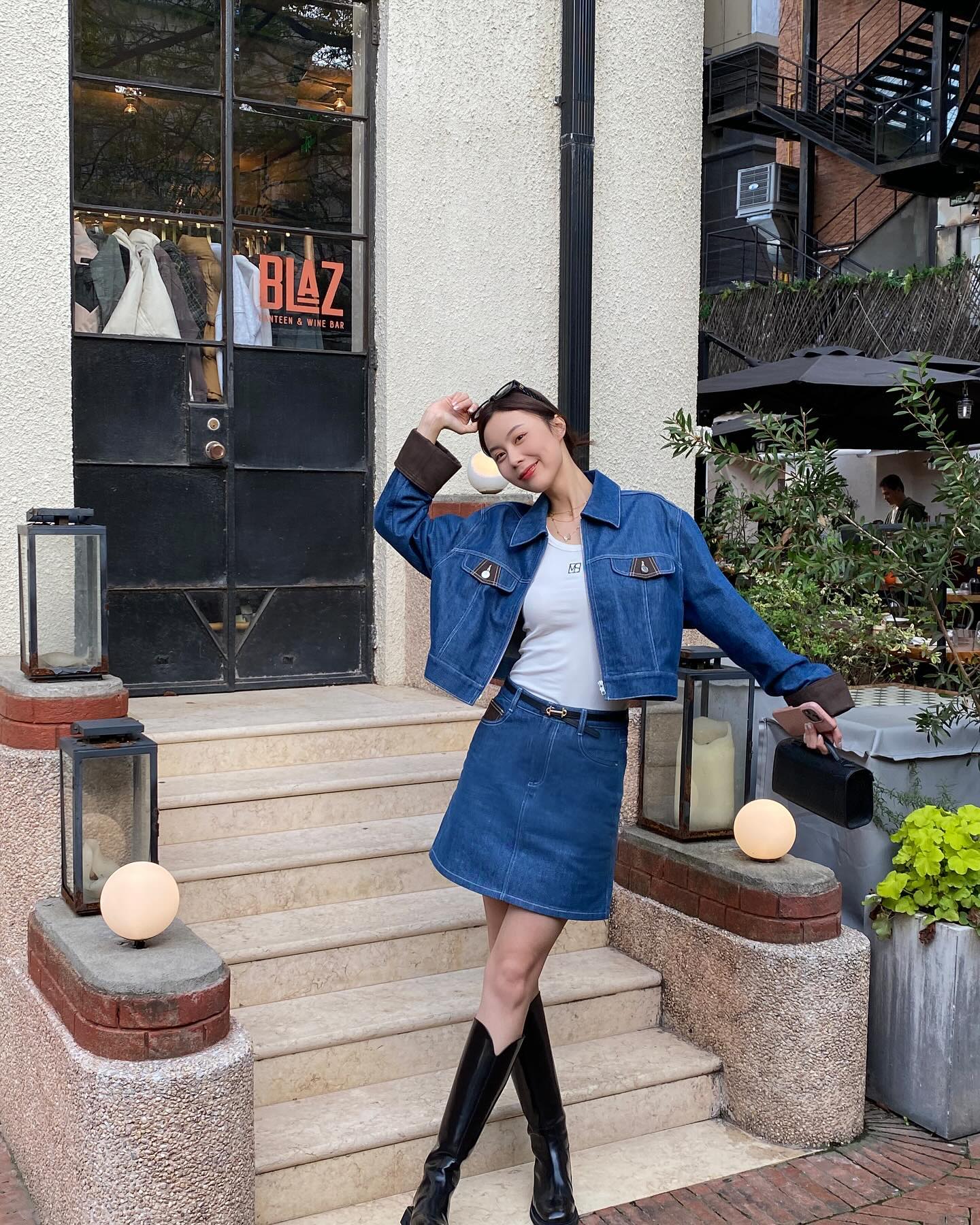 4 xu hướng đồ denim sẽ l&ecirc;n ng&ocirc;i trong m&ugrave;a xu&acirc;n 2026, c&oacute; hết th&igrave; mặc đẹp qu&aacute; đơn giản- Ảnh 4.