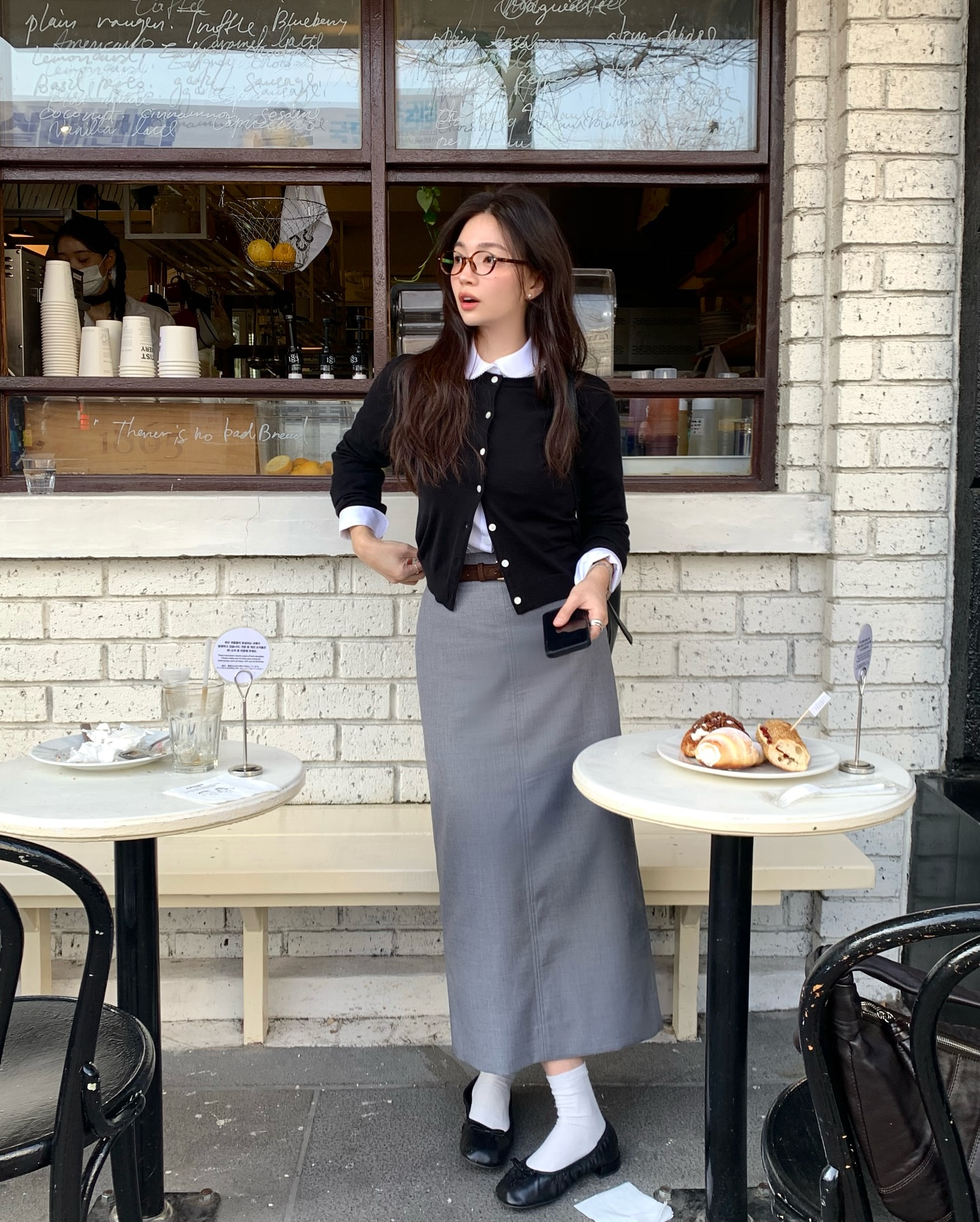 Mặc g&igrave; nếu theo đuổi style nữ t&iacute;nh: 5 m&oacute;n đồ diện l&ecirc;n sang trọng, kh&ocirc;ng sợ 