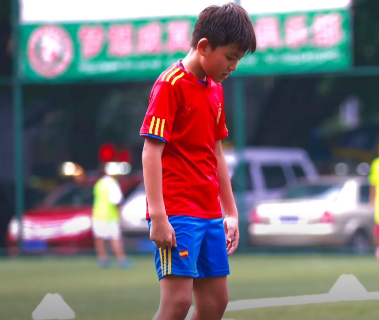 Thủ m&ocirc;n U23 Trung Quốc hot đi&ecirc;n trước trận gặp Việt Nam, được v&iacute; như &ldquo;Vạn L&yacute; Trường Th&agrave;nh di động&rdquo; l&agrave; ai?- Ảnh 6.