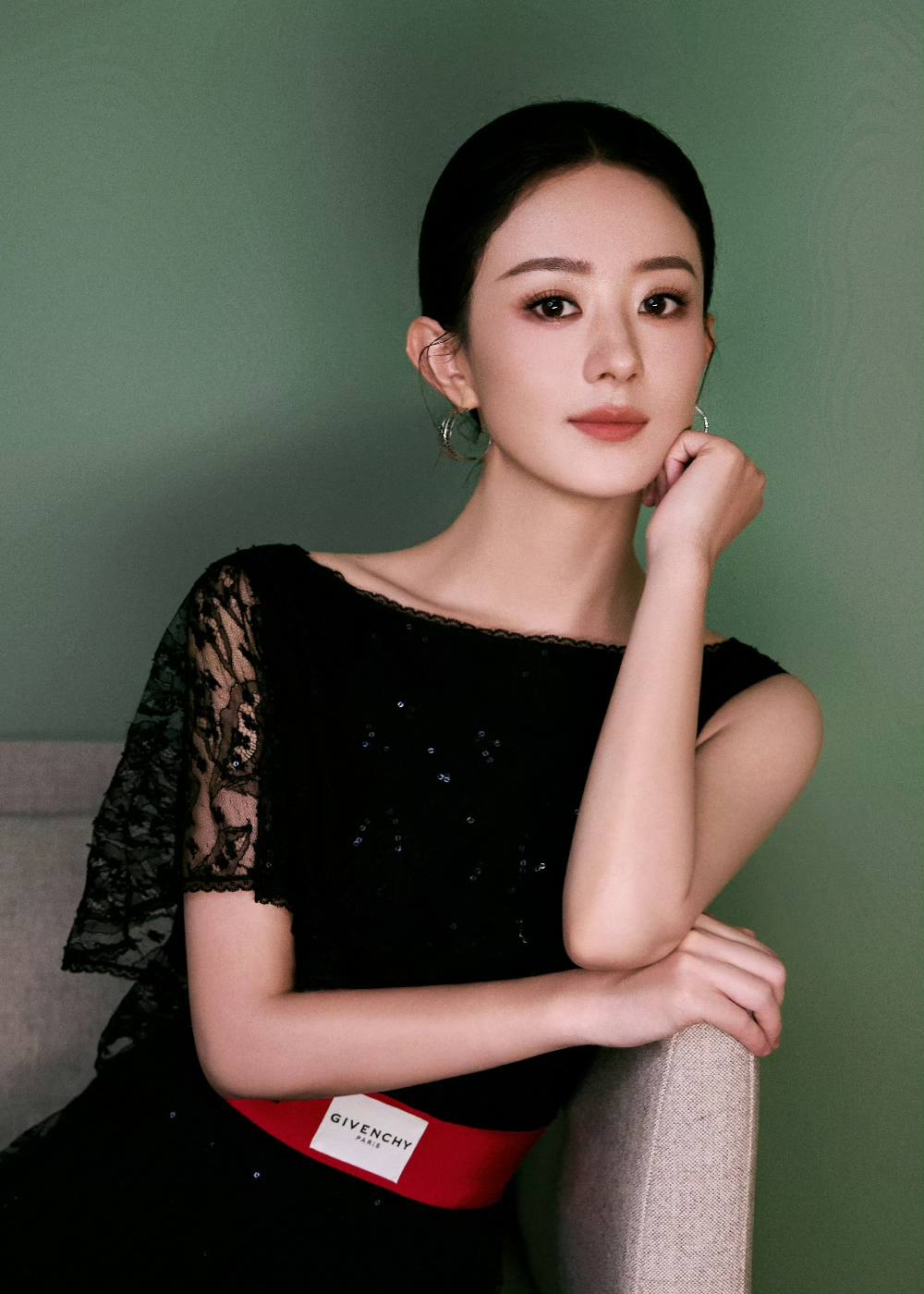 Dương Mịch qu&aacute; đi&ecirc;n rồi: Phim cũ chiếu 10 năm vẫn chiếm top 1 rating cả nước, kh&ocirc;ng sợ Triệu Lệ Dĩnh nghĩ quẩn &agrave;?- Ảnh 4.