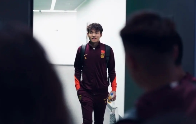 Thủ m&ocirc;n U23 Trung Quốc hot đi&ecirc;n trước trận gặp Việt Nam, được v&iacute; như &ldquo;Vạn L&yacute; Trường Th&agrave;nh di động&rdquo; l&agrave; ai?- Ảnh 12.