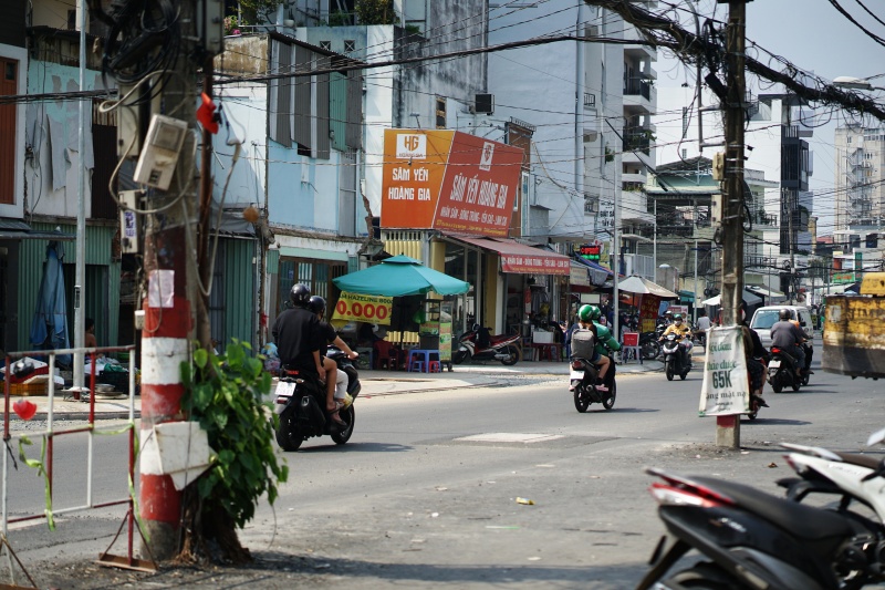 Cận cảnh con đường hơn 1.000 tỉ tại TP.HCM trước ng&agrave;y c&aacute;n đ&iacute;ch, người d&acirc;n mong chờ ho&agrave;n thiện điểm cuối c&ugrave;ng- Ảnh 6.