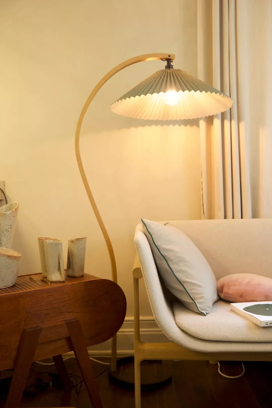 Bỏ 75 triệu/th&aacute;ng thu&ecirc; nh&agrave;, kh&ocirc;ng kết h&ocirc;n: Người phụ nữ 37 tuổi chọn 