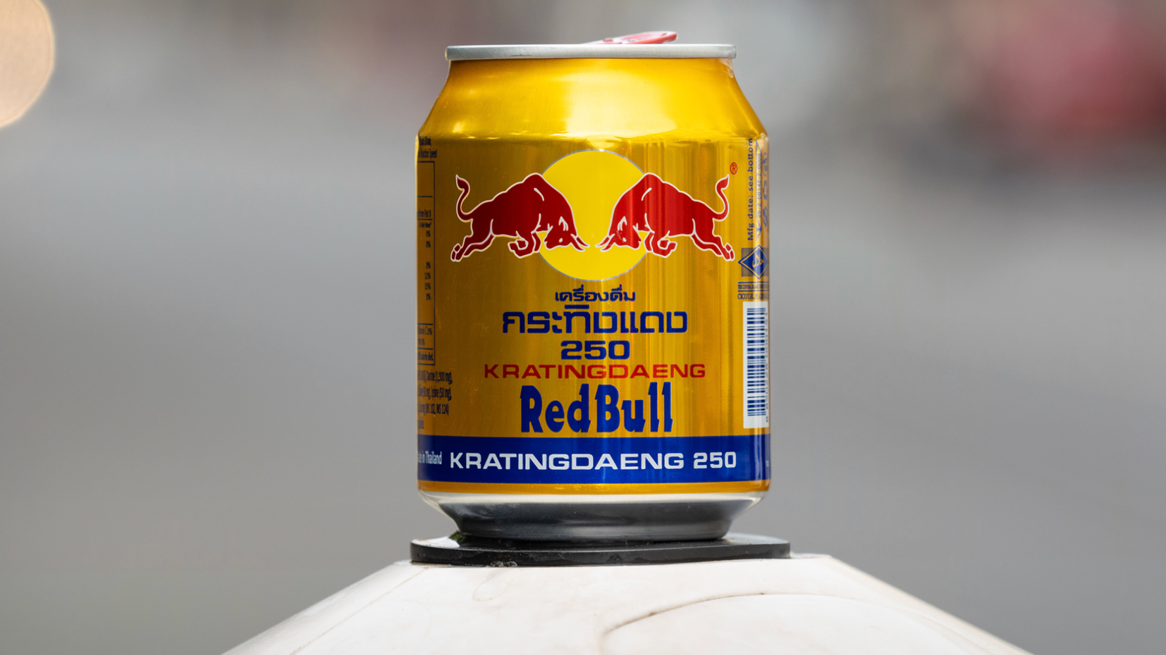 Từ cơn buồn ngủ của một doanh nh&acirc;n đến đế chế tỉ đ&ocirc;: Sự thật &iacute;t biết về nguồn gốc &ldquo;h&agrave;ng Th&aacute;i&rdquo; của Red Bull- Ảnh 4.