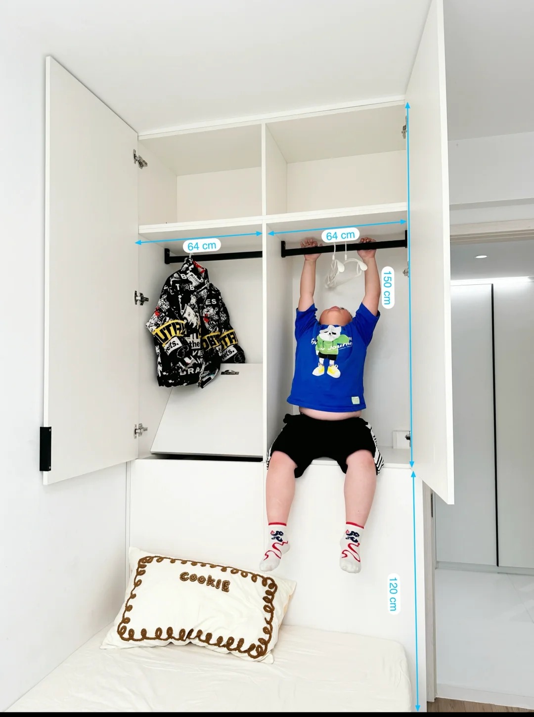 Vợ t&ocirc;i tự tay thiết kế to&agrave;n bộ hệ tủ trong nh&agrave; v&agrave; t&ocirc;i phải thừa nhận: Hiệu quả hơn nhiều nh&agrave; thiết kế- Ảnh 4.