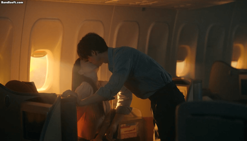 Xui xẻo 3 đời mới phải nh&igrave;n cặp đ&ocirc;i n&agrave;y h&ocirc;n nhau: Nh&agrave; g&aacute;i h&agrave;nh động kh&oacute; chấp nhận, tức kh&ocirc;ng để đ&acirc;u cho hết- Ảnh 2.