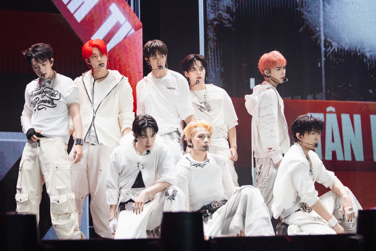 Nh&oacute;m nam đầu ti&ecirc;n của show &ldquo;sống c&ograve;n&rdquo; Việt ch&iacute;nh thức ra mắt, d&acirc;n t&igrave;nh &ldquo;ơn giời nhớ mặt l&agrave; nhờ quảng c&aacute;o Spotify&rdquo;- Ảnh 7.