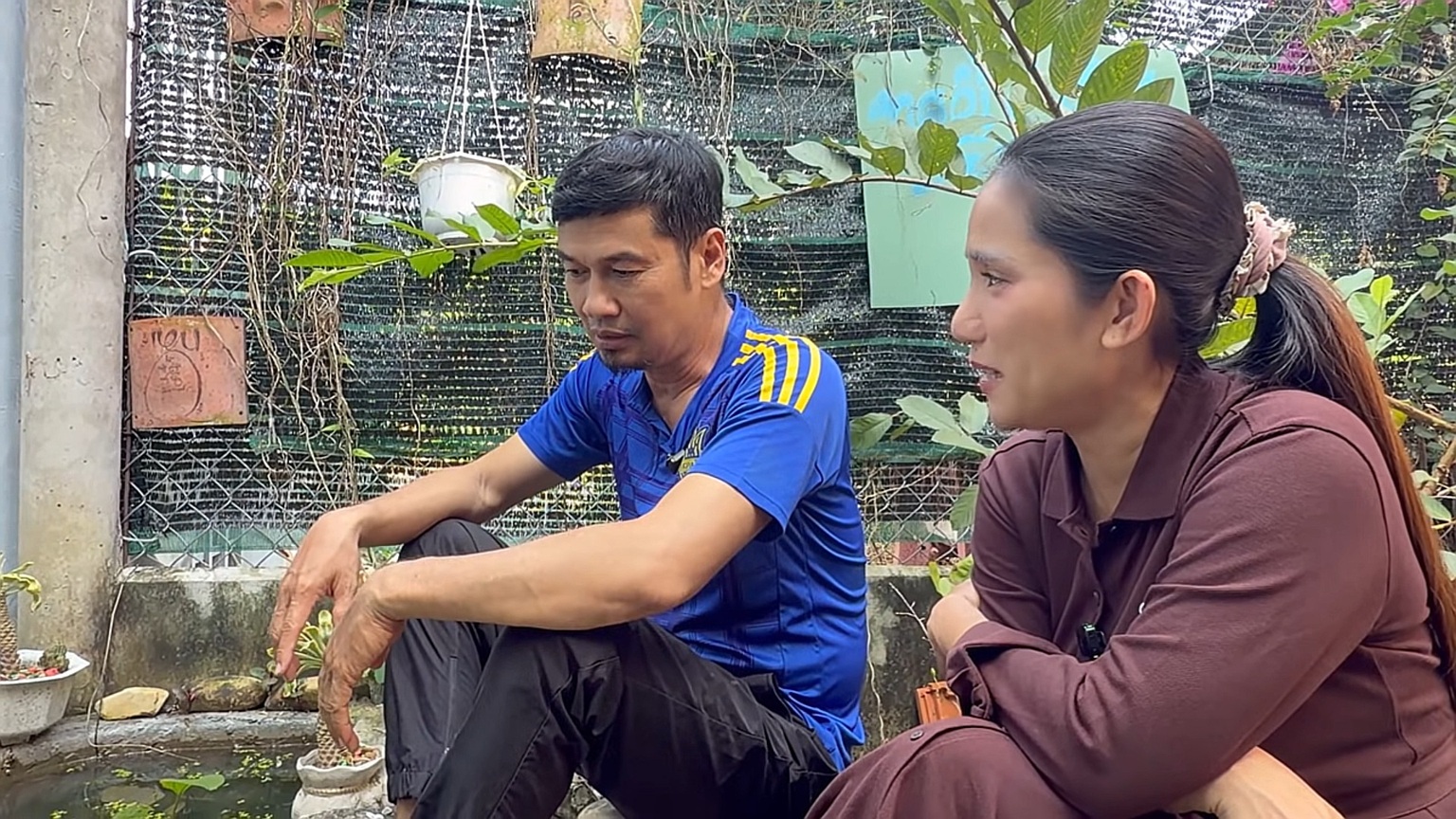 Nam diễn vi&ecirc;n y&ecirc;u thầm Việt Hương, cưới vợ k&eacute;m 26 tuổi, 52 tuổi c&oacute; con: Bỏ phố về qu&ecirc;, l&agrave;m 1 nghề mưu sinh- Ảnh 5.