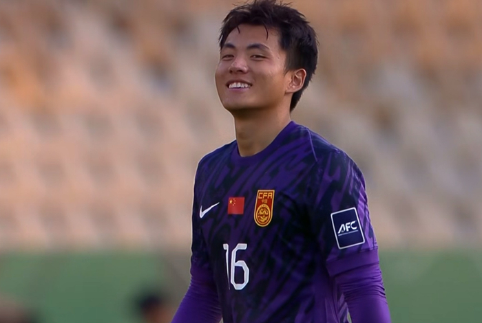 Thủ m&ocirc;n U23 Trung Quốc hot đi&ecirc;n trước trận gặp Việt Nam, được v&iacute; như &ldquo;Vạn L&yacute; Trường Th&agrave;nh di động&rdquo; l&agrave; ai?- Ảnh 9.