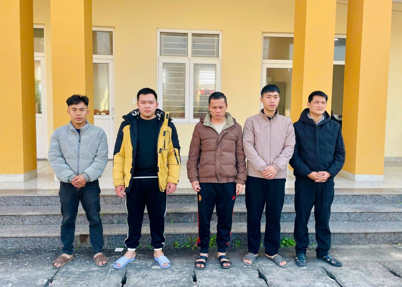 Bắt &ocirc;ng tr&ugrave;m điều h&agrave;nh đường d&acirc;y l&ocirc; đề giao dịch 7 tỷ đồng/th&aacute;ng- Ảnh 2.