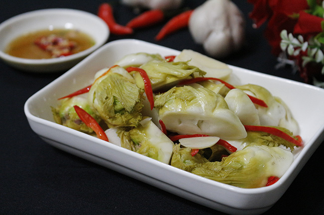 Đắt cũng phải mua: Loại rau &ldquo;v&agrave;ng&rdquo; gi&uacute;p ruột khỏe, giải độc, kh&aacute;ng vi&ecirc;m, đang v&agrave;o m&ugrave;a ngon nhất năm- Ảnh 2.