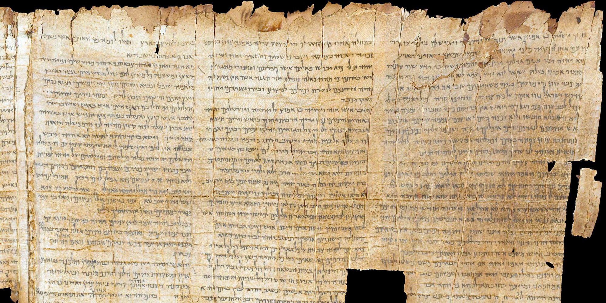 B&iacute; mật ng&agrave;n năm được h&eacute; lộ: Nh&agrave; ng&ocirc;n ngữ học t&igrave;m ra ch&igrave;a kh&oacute;a giải m&atilde; k&yacute; tự b&iacute; ẩn trong Cuộn giấy Biển Chết- Ảnh 2.