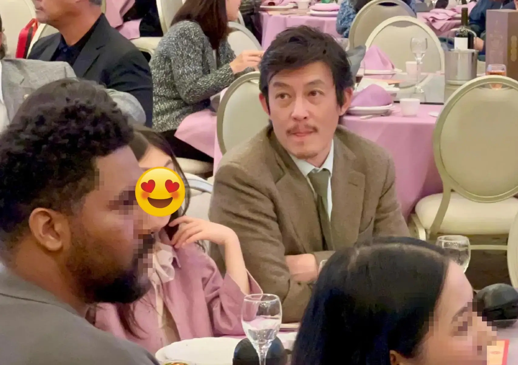 Sốc trước m&agrave;n 