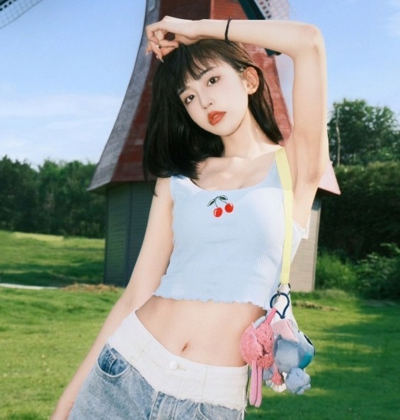 C&aacute;i kết cho hot girl, người mẫu quậy banh showbiz- Ảnh 8.