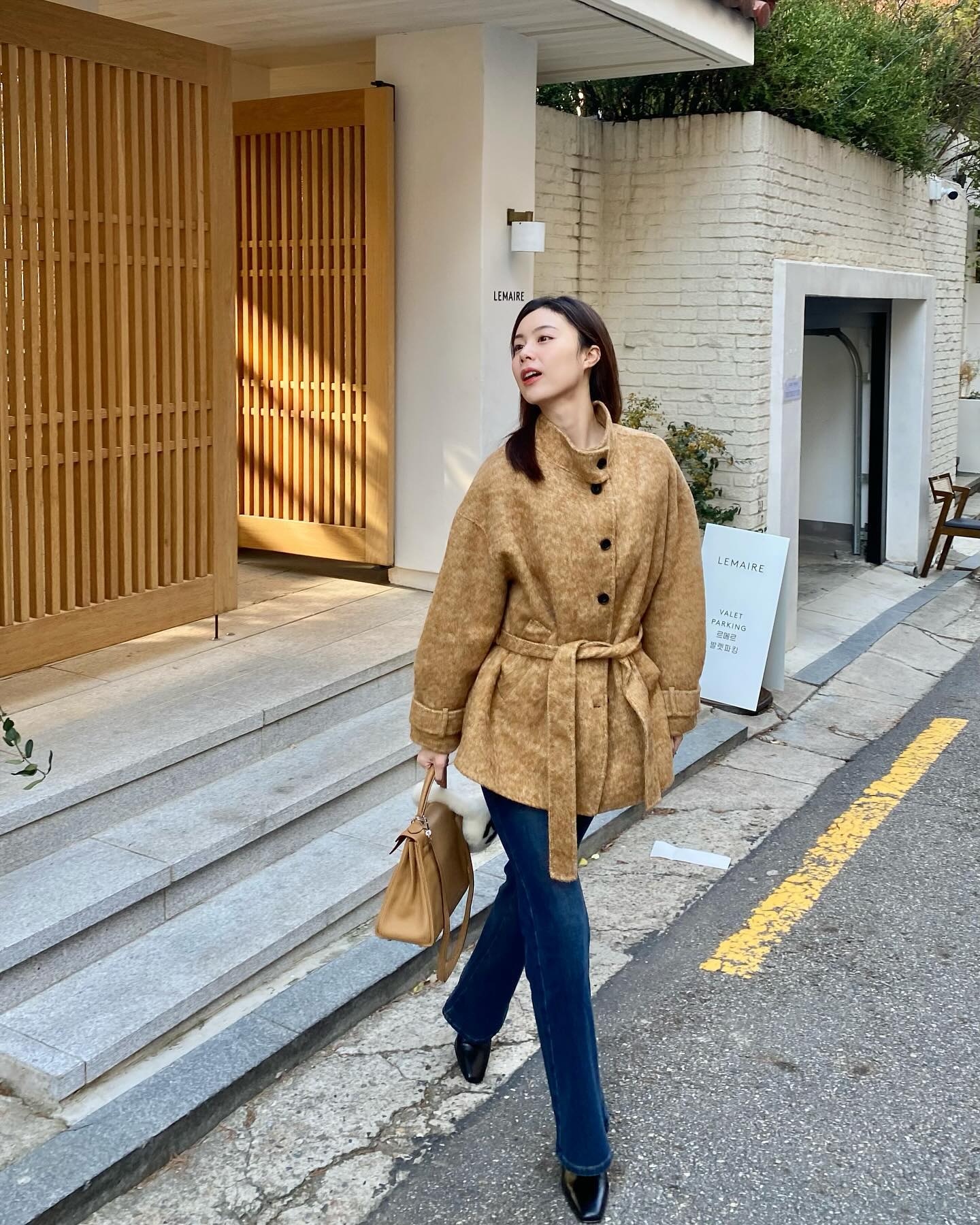 5 item thời trang d&ugrave; Tết lạnh hay ấm &aacute;p đều mặc được, c&oacute; thể sắm từ b&acirc;y giờ- Ảnh 6.