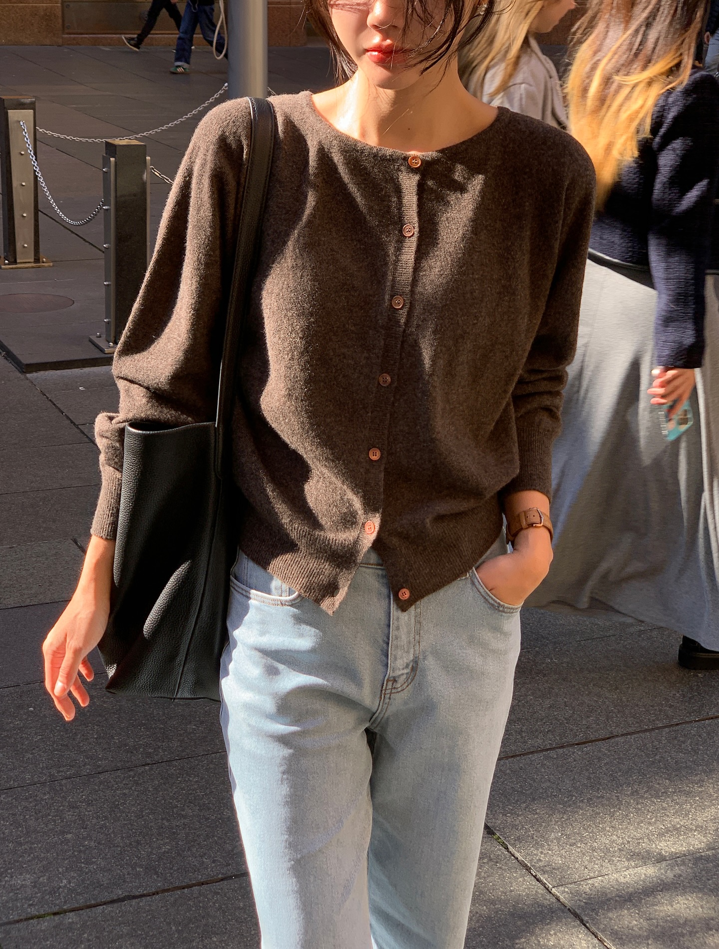 5 item thời trang d&ugrave; Tết lạnh hay ấm &aacute;p đều mặc được, c&oacute; thể sắm từ b&acirc;y giờ- Ảnh 2.