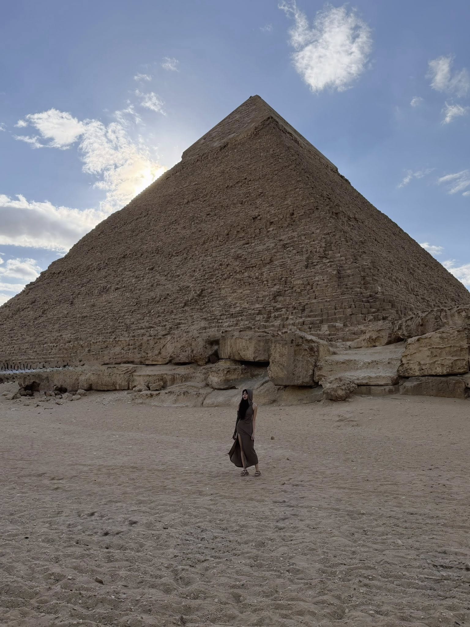 N&agrave;ng thơ Việt tốn 100 triệu đồng sang Ai Cập nhưng lại bị cấm cửa v&agrave;o Kim Tự Th&aacute;p chỉ v&igrave; một lỗi sơ đẳng đến kh&oacute; tin- Ảnh 3.