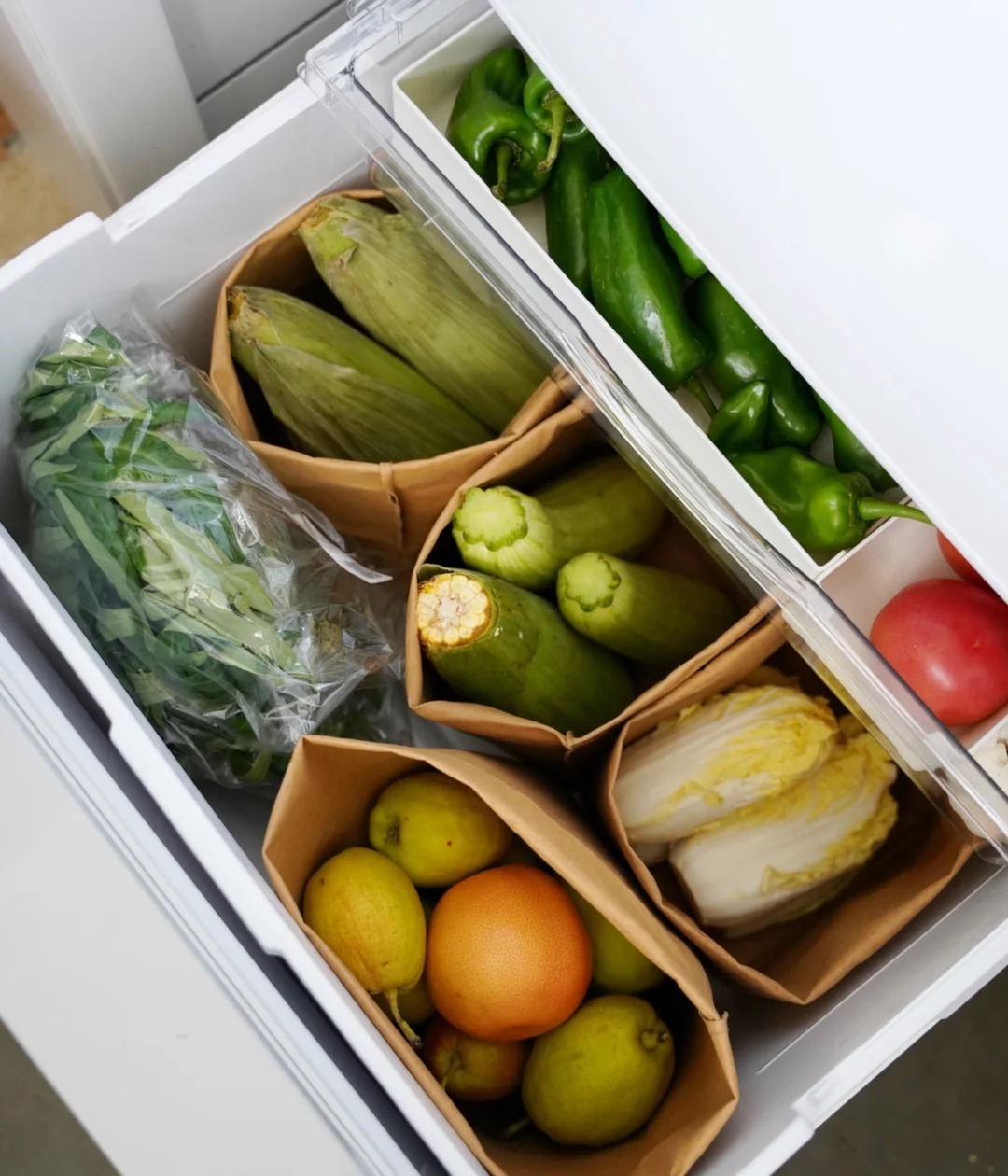 Nh&igrave;n mẹ chồng mua sắm, t&ocirc;i nhận ra: M&igrave;nh đ&atilde; đốt tiền cho h&agrave;ng loạt m&oacute;n tr&ocirc;ng th&igrave; 