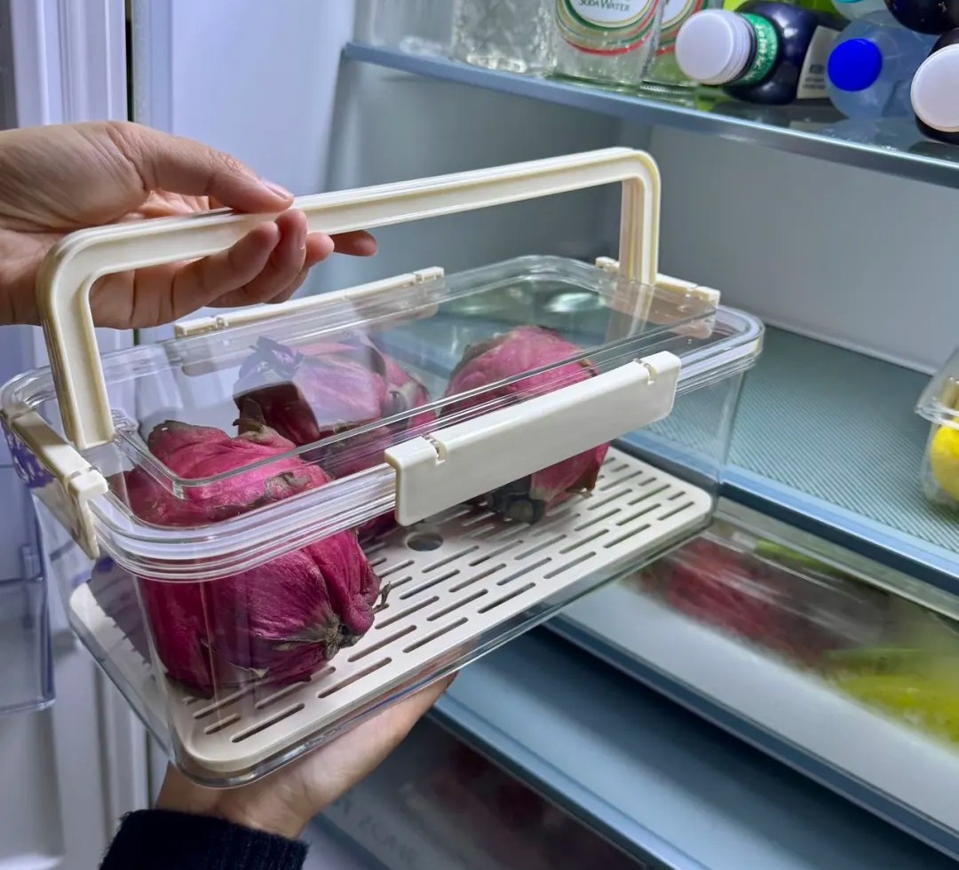 Nh&igrave;n mẹ chồng mua sắm, t&ocirc;i nhận ra: M&igrave;nh đ&atilde; đốt tiền cho h&agrave;ng loạt m&oacute;n tr&ocirc;ng th&igrave; 