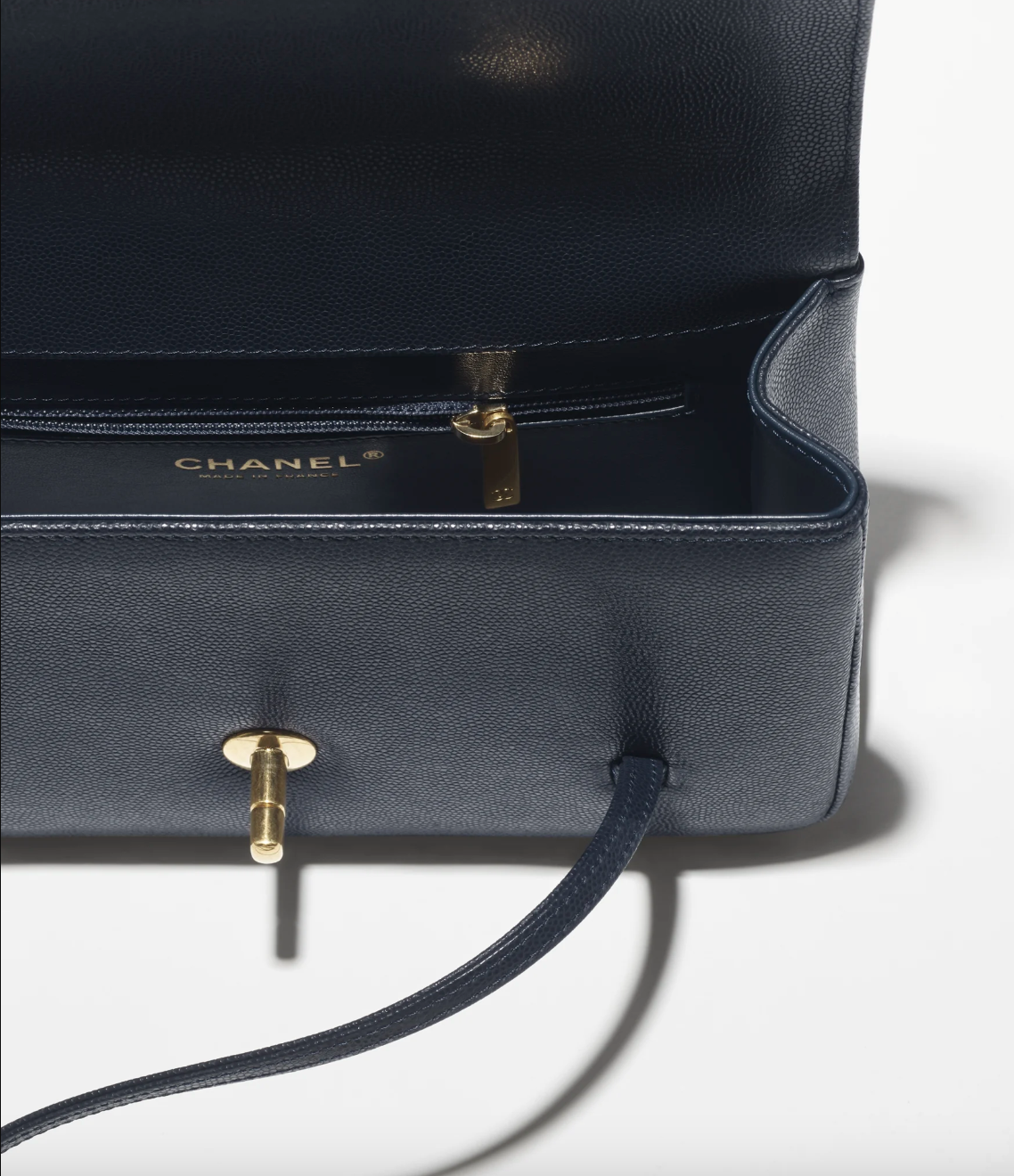 T&uacute;i mới của Chanel lại khiến d&acirc;n t&igrave;nh muốn ti&ecirc;u cả trăm triệu- Ảnh 5.