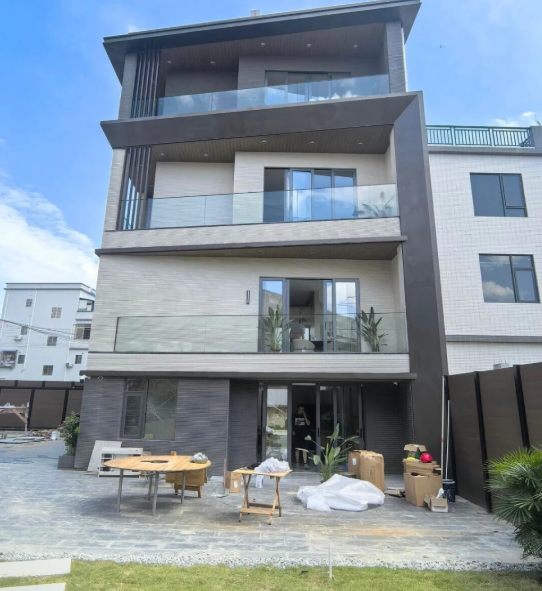 Căn nh&agrave; 120m2 bố tr&iacute; th&ocirc;ng minh vừa hiện đại vừa linh hoạt, gần gũi thi&ecirc;n nhi&ecirc;n: &ldquo;Cuộc sống trong biệt thự cũng chỉ đến thế m&agrave; th&ocirc;i&rdquo;- Ảnh 1.