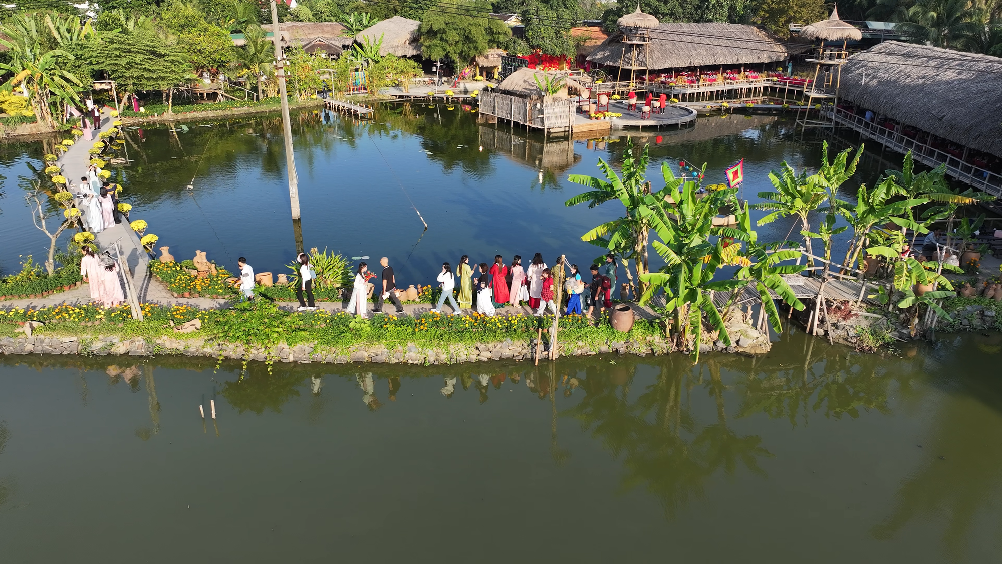 Kỳ t&iacute;ch hồi sinh một l&agrave;ng nghề 30.000 m&eacute;t vu&ocirc;ng ở Nha Trang sau lũ lịch sử v&agrave; m&agrave;n 