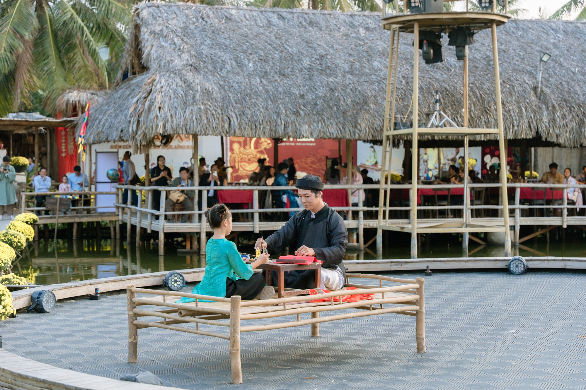 Kỳ t&iacute;ch hồi sinh một l&agrave;ng nghề 30.000 m&eacute;t vu&ocirc;ng ở Nha Trang sau lũ lịch sử v&agrave; m&agrave;n 