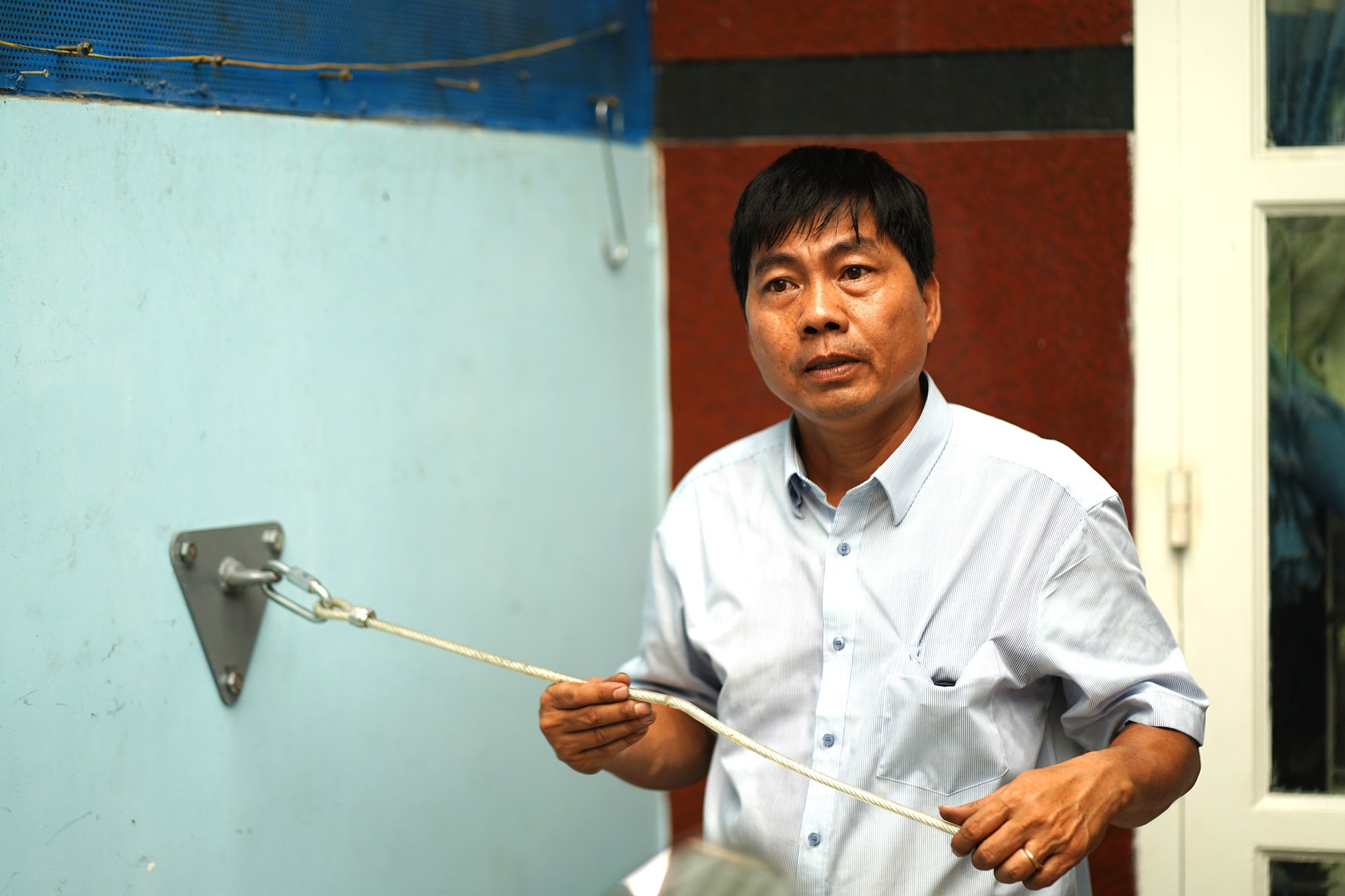 Gặp 2 cha con ở TP.HCM s&aacute;ng chế tho&aacute;t hiểm ch&aacute;y nổ nh&agrave; cao tầng bằng c&aacute;ch kh&ocirc;ng ai ngờ!- Ảnh 4.