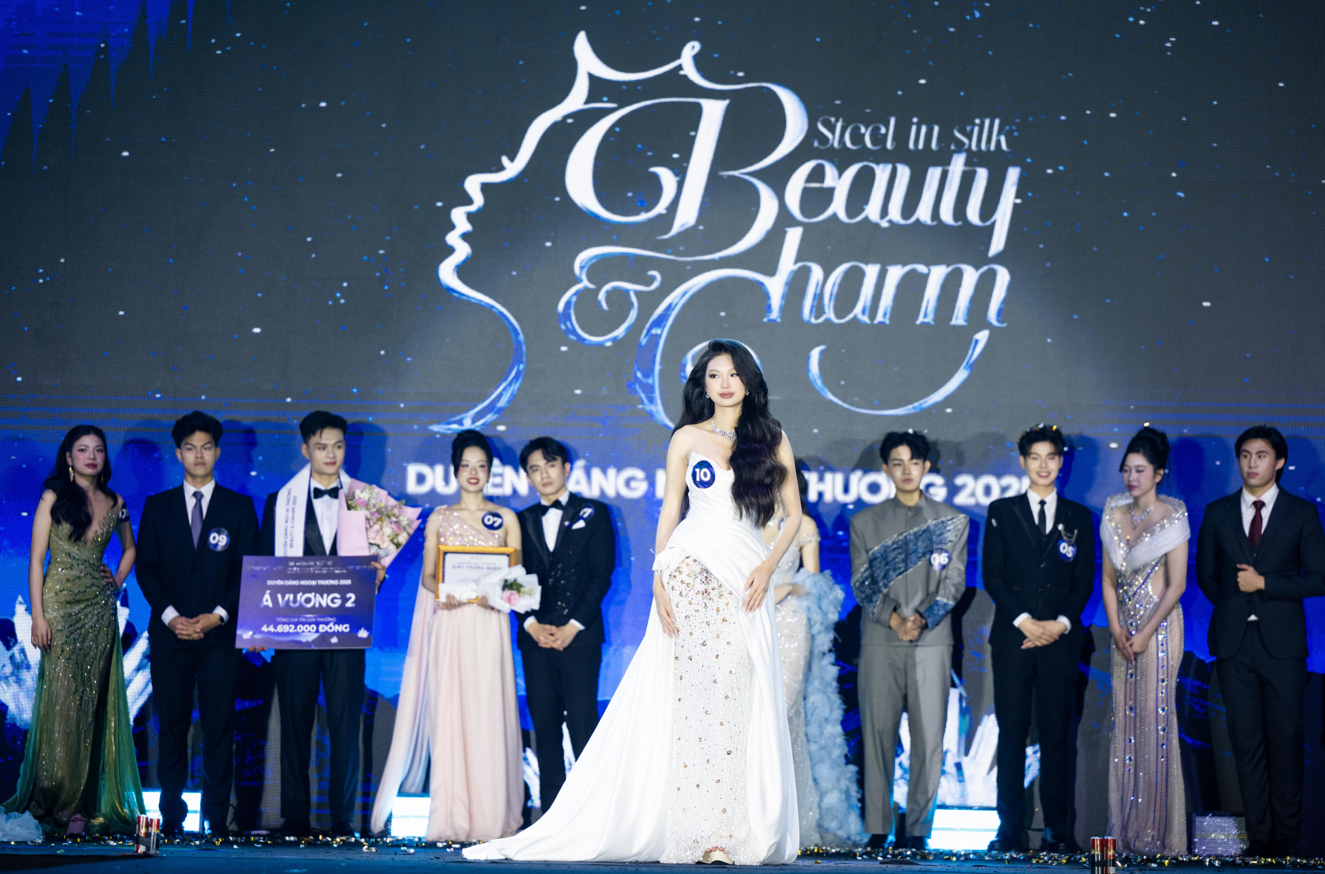 Đ&atilde; t&igrave;m ra nữ sinh xinh nhất Ngoại thương: Hoa hậu tương lai đ&acirc;y rồi!- Ảnh 13.