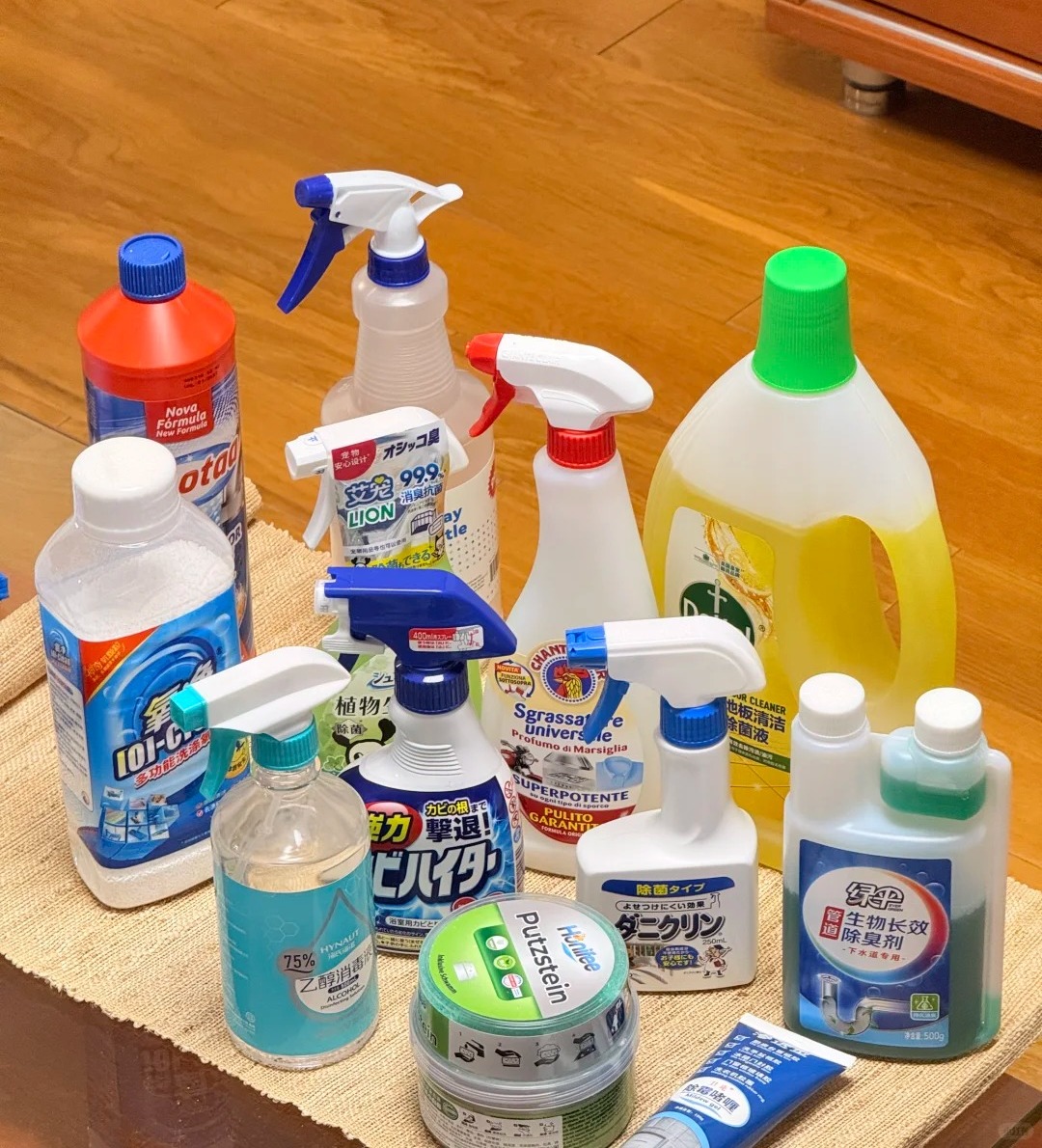 Nh&igrave;n mẹ chồng mua sắm, t&ocirc;i nhận ra: M&igrave;nh đ&atilde; đốt tiền cho h&agrave;ng loạt m&oacute;n tr&ocirc;ng th&igrave; 