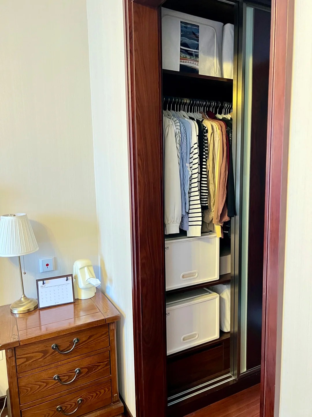 40 tuổi, t&ocirc;i mới hiểu: Giữ nh&agrave; gọn g&agrave;ng kh&ocirc;ng cần l&agrave;m nhiều - chỉ cần l&agrave;m đ&uacute;ng, việc nh&agrave; tự giảm một nửa- Ảnh 1.