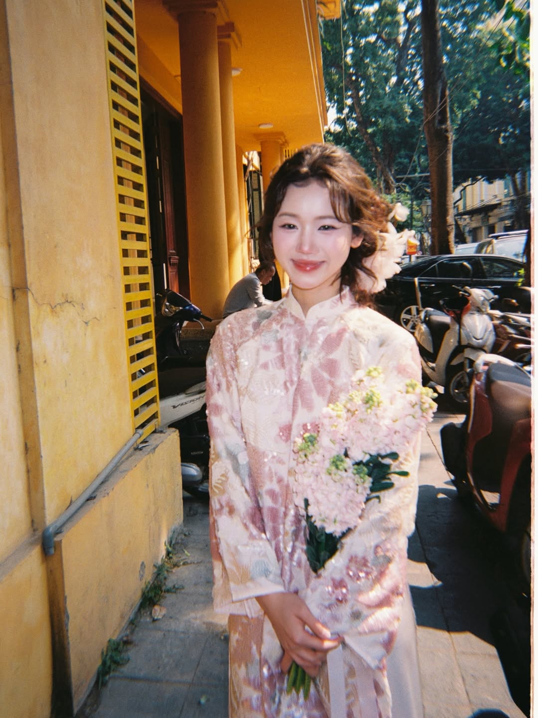 Đường đua &aacute;o d&agrave;i Tết 2026: Kh&ocirc;ng thể ph&acirc;n định thắng thua, g&aacute;i xinh tr&ecirc;n TikTok l&agrave; thần!- Ảnh 19.