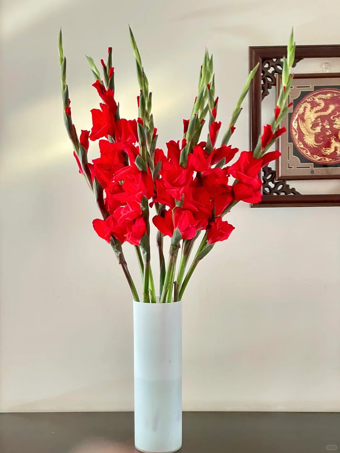 Tết n&agrave;y đừng chỉ chơi đ&agrave;o mai, muốn nh&agrave; vừa sang vừa "h&uacute;t lộc" th&igrave; đ&acirc;y l&agrave; lo&agrave;i hoa bạn nhất định phải chưng!- Ảnh 2.