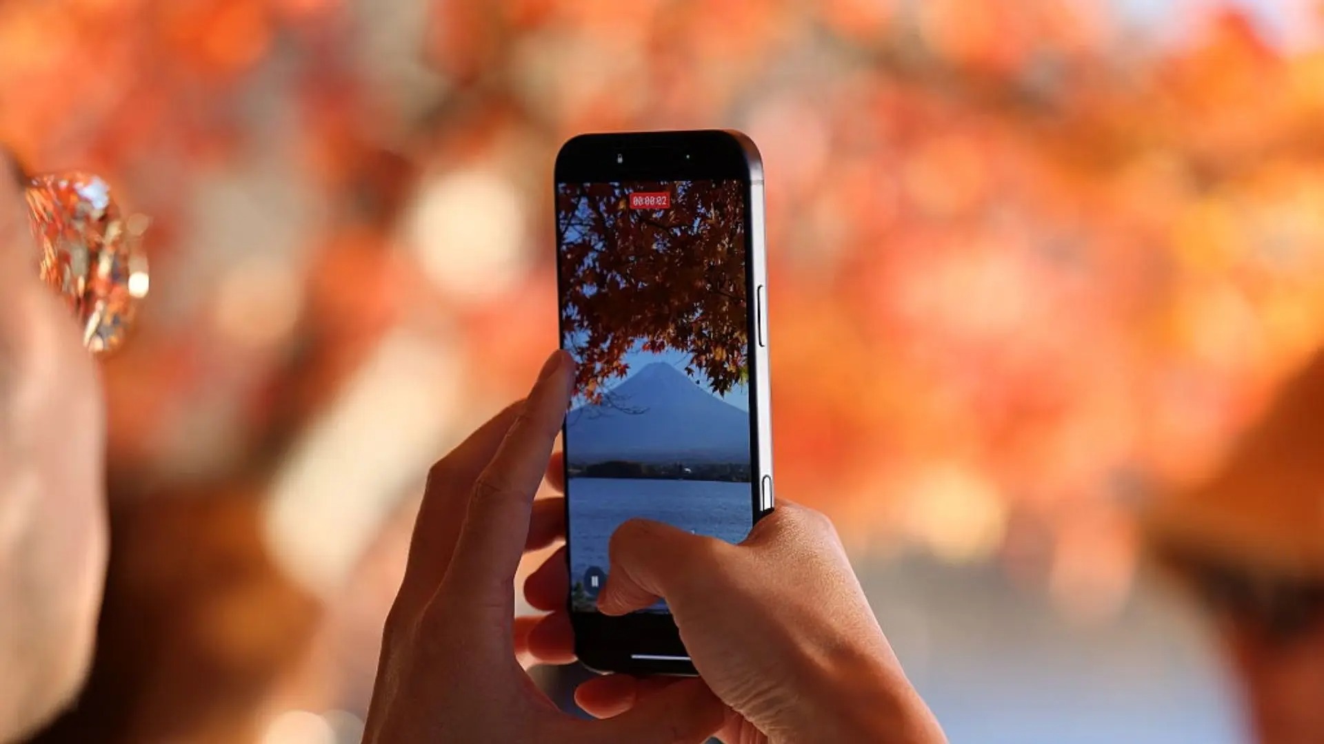 "Động đất" ngay trong t&uacute;i quần: C&ocirc;ng nghệ n&agrave;y c&oacute; thể gi&uacute;p smartphone nhanh gấp bội, cho 5G "h&iacute;t kh&oacute;i"- Ảnh 3.