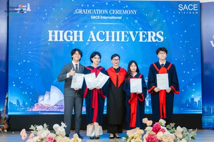 Khi học tập kh&ocirc;ng c&ograve;n l&agrave; &ldquo;đi thi&rdquo;, m&agrave; l&agrave; mở lối ra thế giới- Ảnh 2.