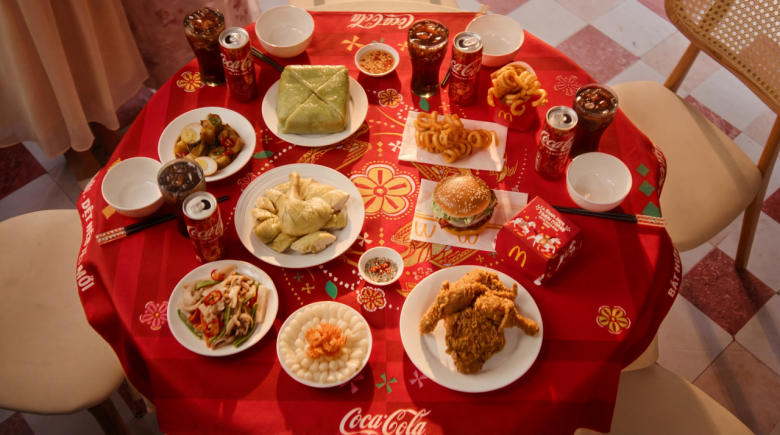 Khi Gen Z v&agrave; phụ huynh &ldquo;lệch pha&rdquo; ng&agrave;y Tết: Loạt sao Việt gợi &yacute; c&aacute;ch &ldquo;dệt&rdquo; lại kết nối- Ảnh 4.