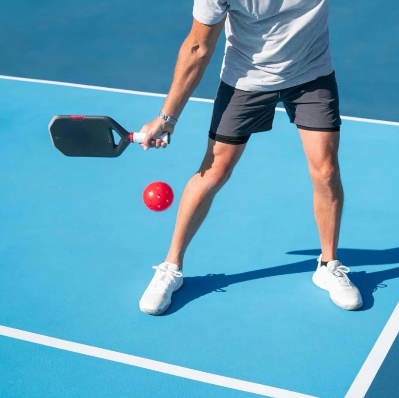Vợt pickleball - "Miếng b&aacute;nh" b&eacute;o bở trị gi&aacute; 67 tỷ USD khiến Tesla v&agrave; h&agrave;ng loạt "&ocirc;ng lớn" c&ugrave;ng tranh phần- Ảnh 4.