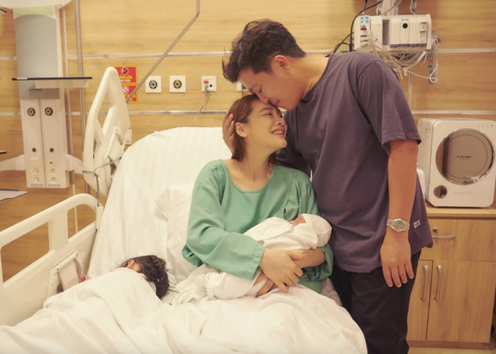 Cuộc sống h&ocirc;n nh&acirc;n của Nh&atilde; Phương v&agrave; Trường Giang sau 8 năm về chung nh&agrave;- Ảnh 3.