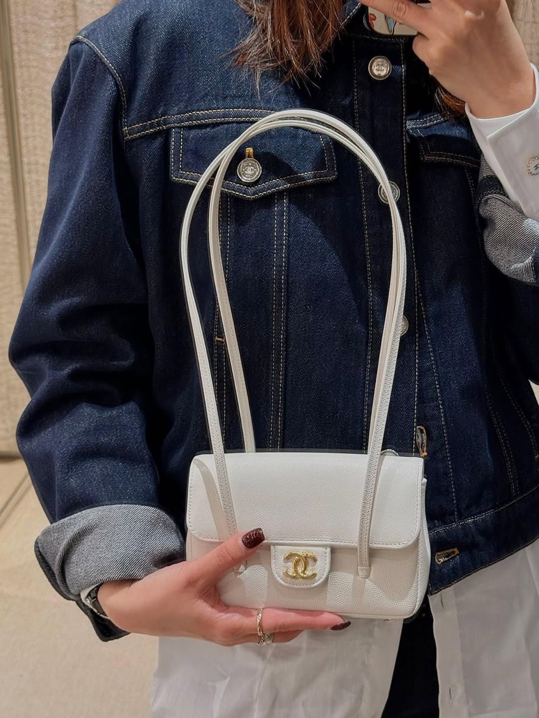 T&uacute;i mới của Chanel lại khiến d&acirc;n t&igrave;nh muốn ti&ecirc;u cả trăm triệu- Ảnh 23.