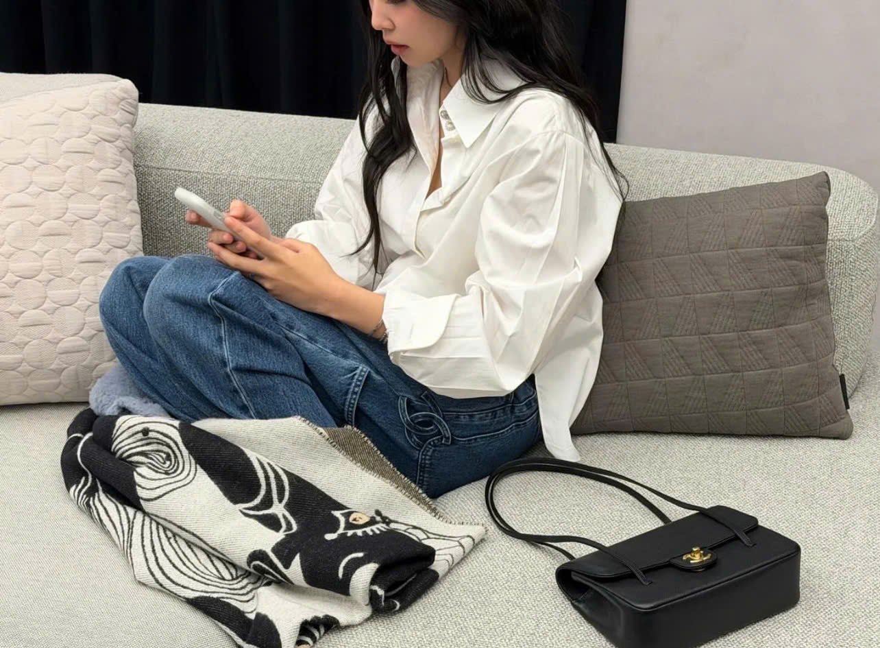 T&uacute;i mới của Chanel lại khiến d&acirc;n t&igrave;nh muốn ti&ecirc;u cả trăm triệu- Ảnh 14.