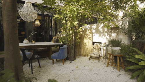 Thu&ecirc; nh&agrave; nhỏ vẫn sống như biệt thự: Mẹ đơn th&acirc;n biến ban c&ocirc;ng - s&acirc;n hẹp th&agrave;nh khu vườn xanh mướt- Ảnh 5.