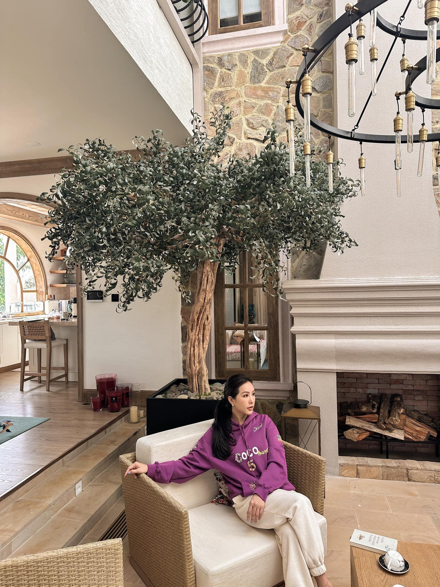 Dinh thự lộng lẫy như l&acirc;u đ&agrave;i của 