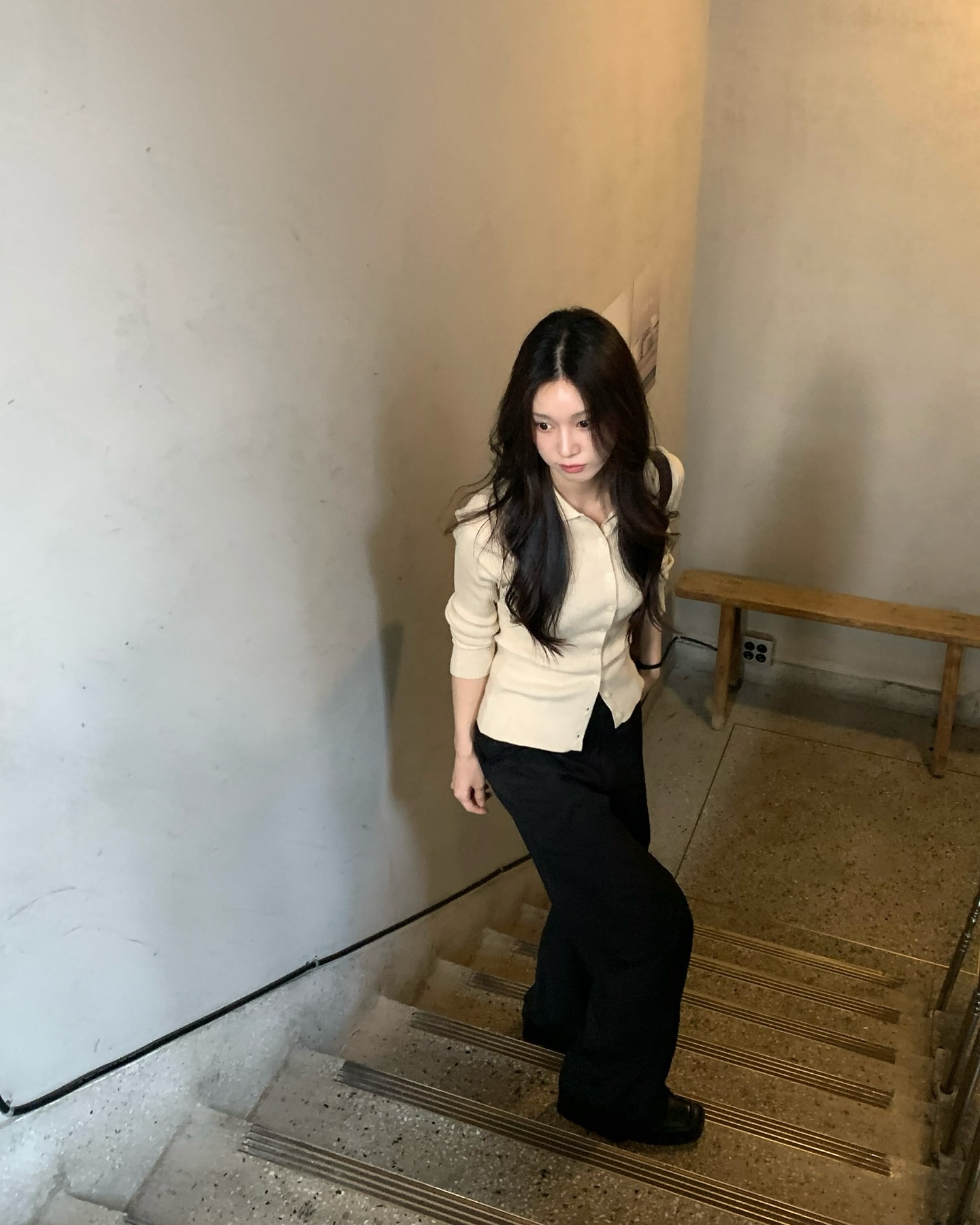 4 c&aacute;ch mặc &aacute;o len si&ecirc;u sang chảnh, trời c&agrave;ng lạnh c&agrave;ng phải ghim- Ảnh 2.