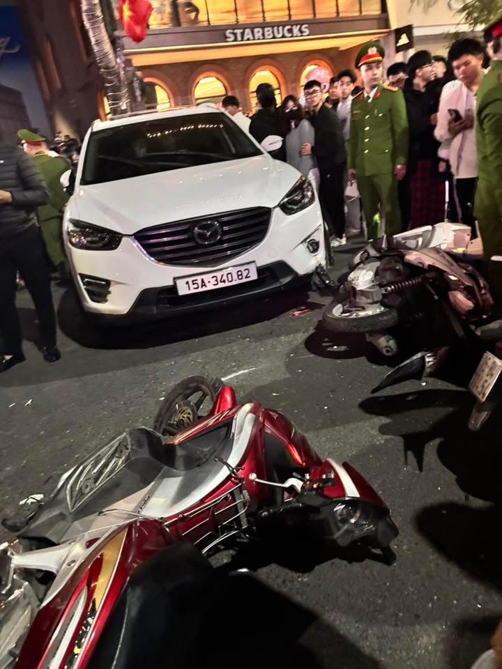 X&aacute;c minh vụ tai nạn li&ecirc;n ho&agrave;n đ&ecirc;m giao thừa ở Hải Ph&ograve;ng- Ảnh 1.