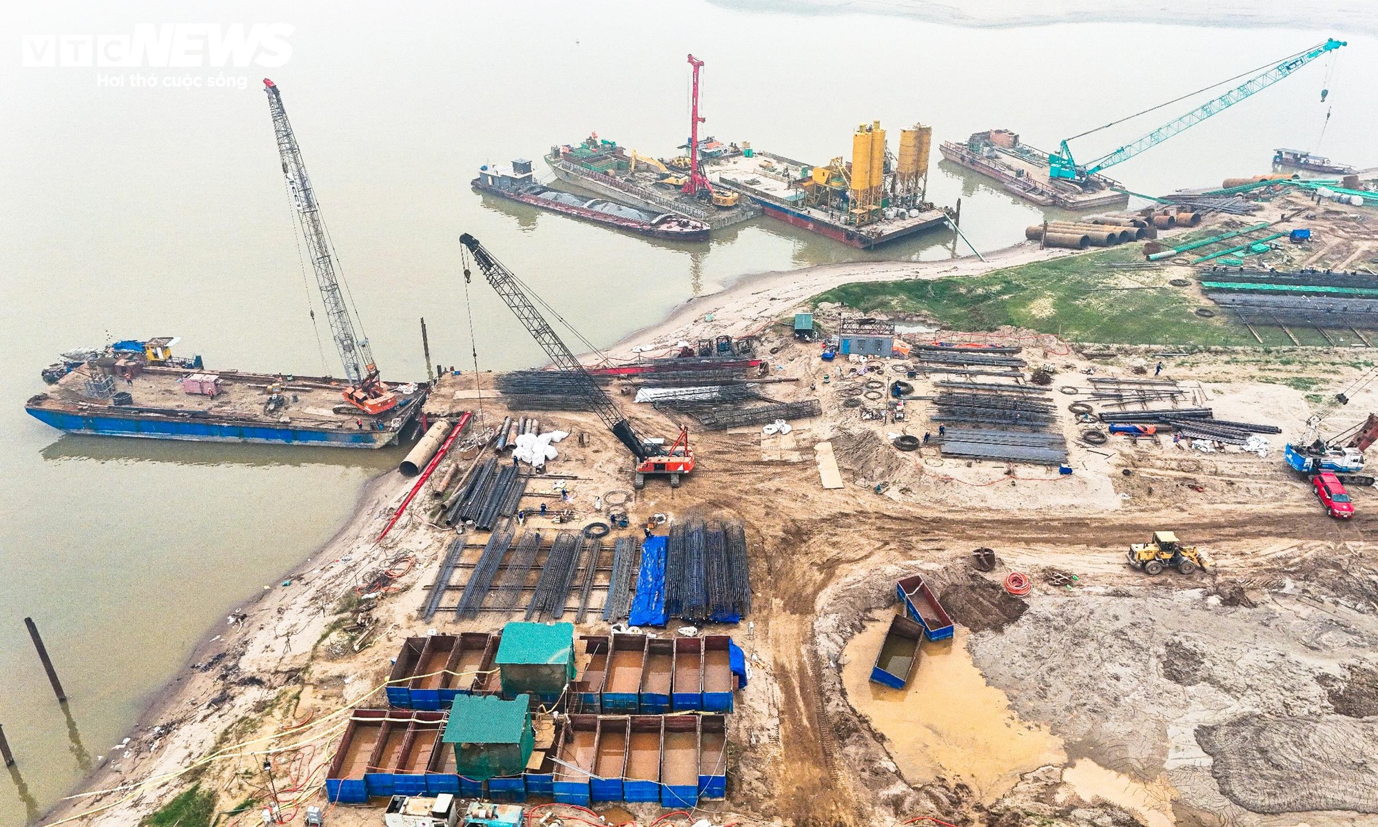 To&agrave;n cảnh 7 c&acirc;y cầu vượt s&ocirc;ng Hồng được H&agrave; Nội khởi c&ocirc;ng trong năm 2025- Ảnh 13.