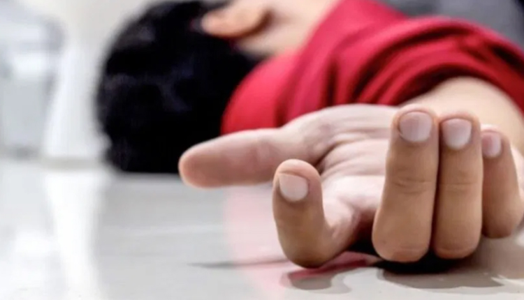 Người đàn ông đang khỏe mạnh bỗng đột quỵ vì liên tục uống 1 loại nước vạn người mê- Ảnh 1. Người đàn ông đang khỏe mạnh bỗng đột quỵ vì liên tục uống 1 loại nước vạn người mê- Ảnh 1.