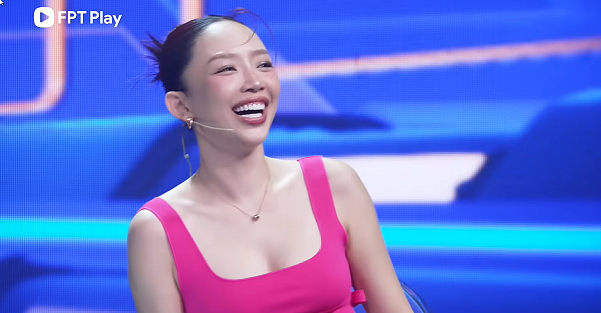 Trấn Thành để lộ chuyện Tóc Tiên - Touliver đang gặp vấn đề?- Ảnh 2. Trấn Thành để lộ chuyện Tóc Tiên - Touliver đang gặp vấn đề?- Ảnh 2.