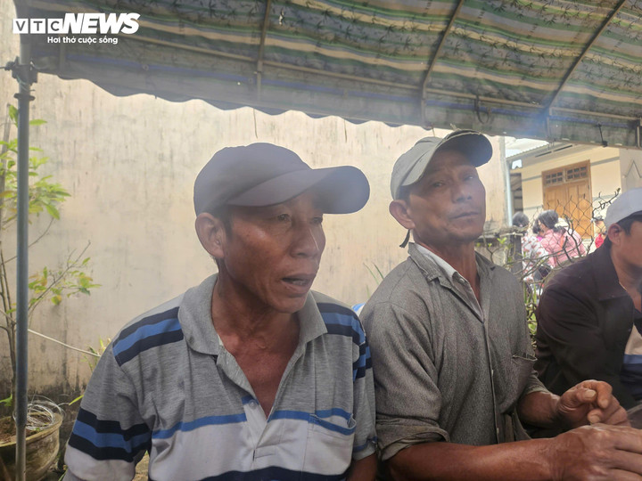 Tang thương v&ugrave;ng qu&ecirc; ngh&egrave;o sau vụ sập bờ k&egrave; cướp đi sinh mạng 2 cặp vợ chồng- Ảnh 2.